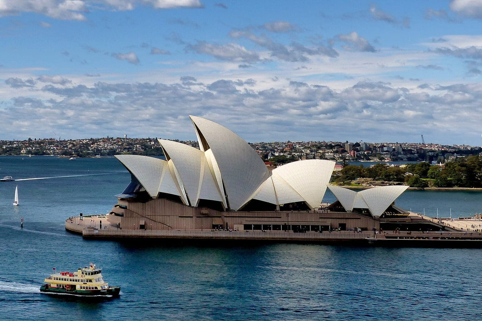 Sydney for First-Timers: The Essential Travel Guide